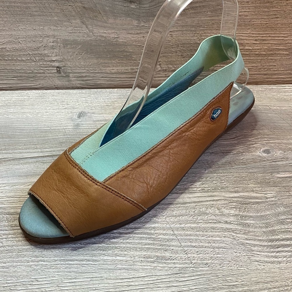 Cloud Caliber peep toe sling back brown and mint colored